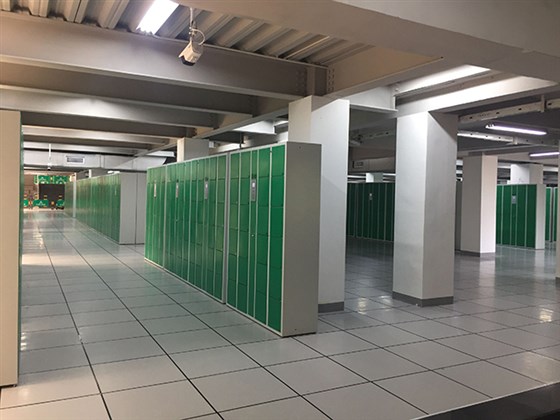 储物柜1